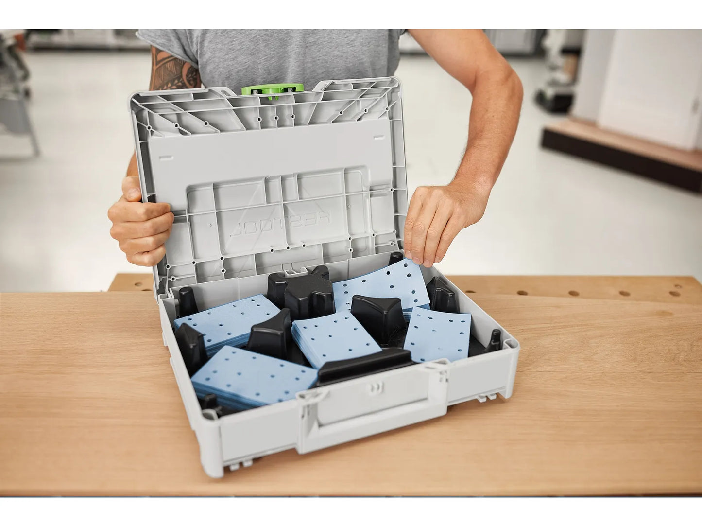 Papier de verre Festool Granat ; 80 x 133 mm ; P60/80/120/180/220 ; 100 unités