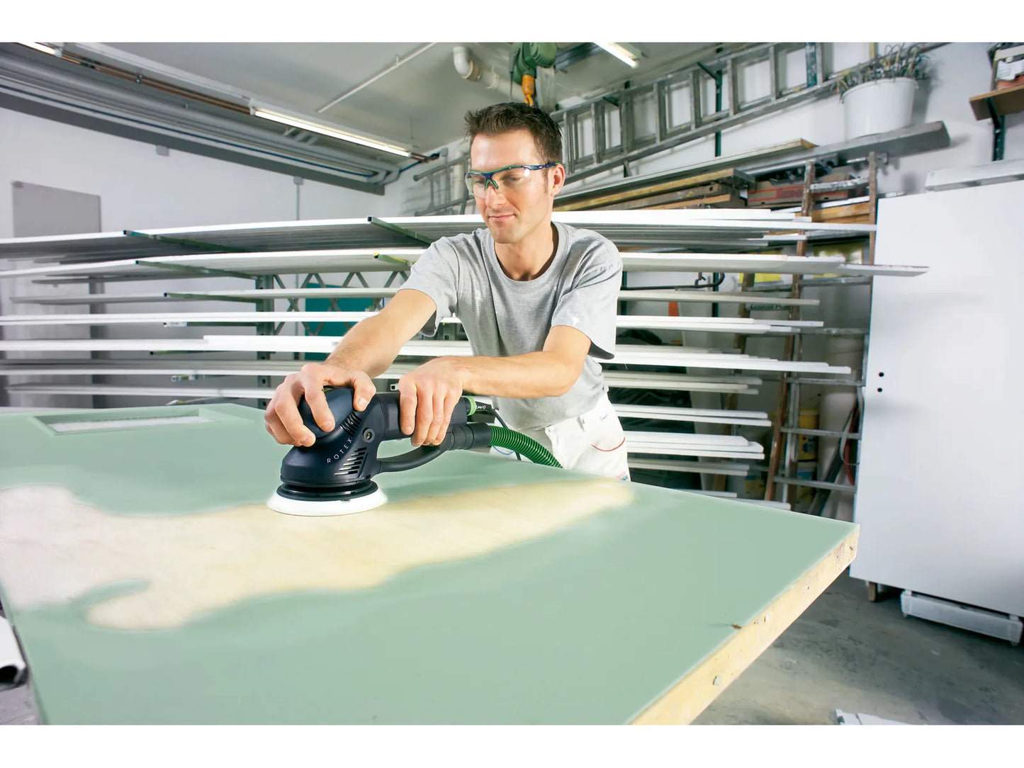 Papier abrasif pour ponceuses excentriques Festool STF 150 mm ; 48 ; P24 ; SA ; 25 unités