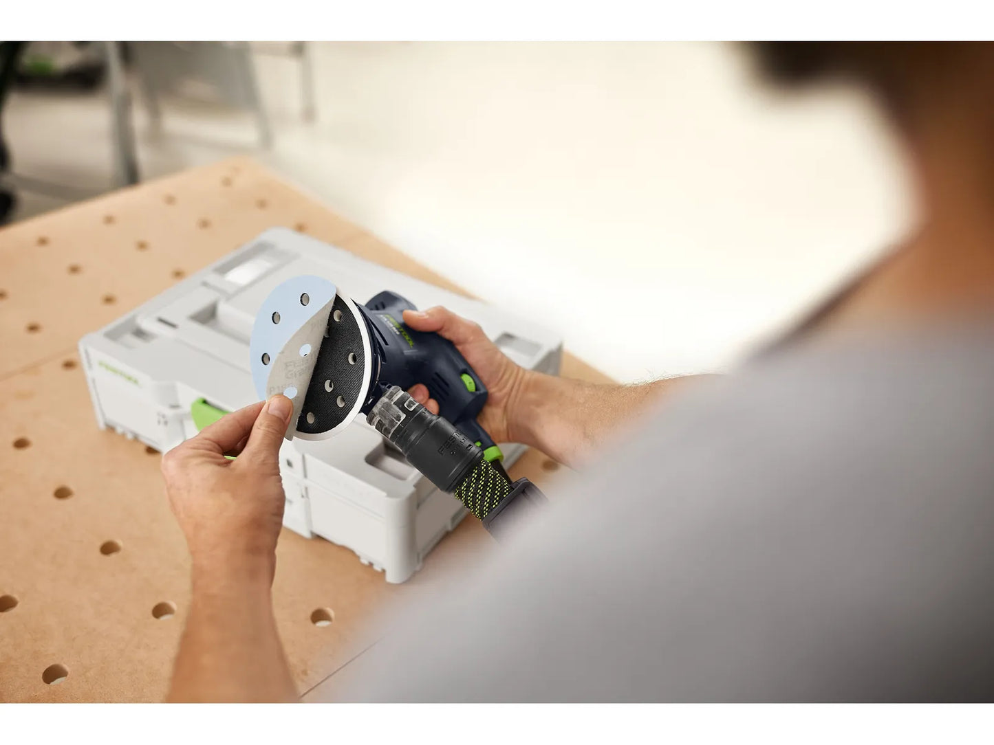 Papier de verre Festool Granat ; 125 mm ; P60/80/120/180/220 ; 100 unités